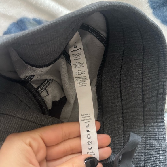 Lulu Lemon Gray Size 4 Joggers - Picture 2 of 4